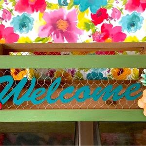 The Pioneer Woman Welcome Chicken Wire Bin